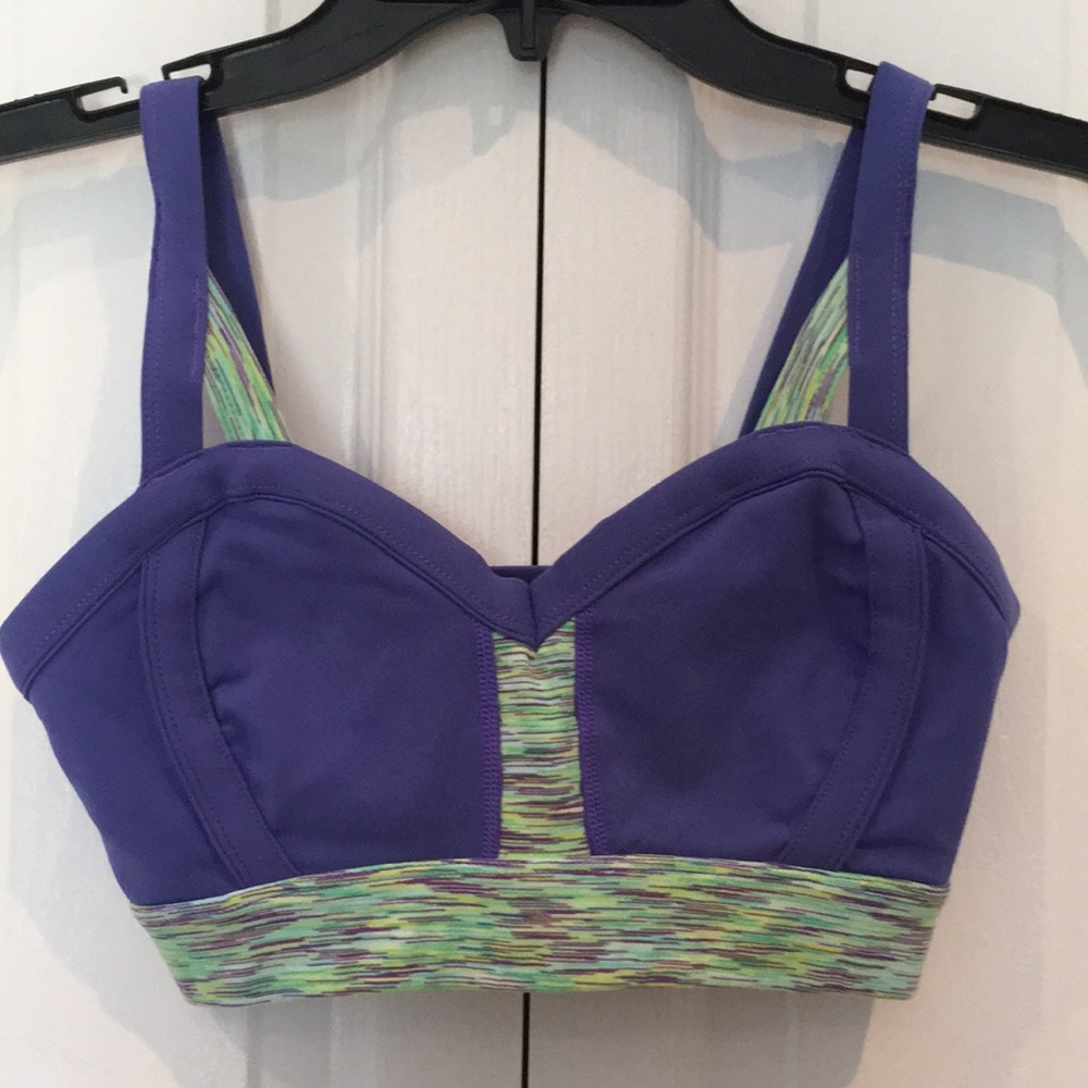 yoga sports bra